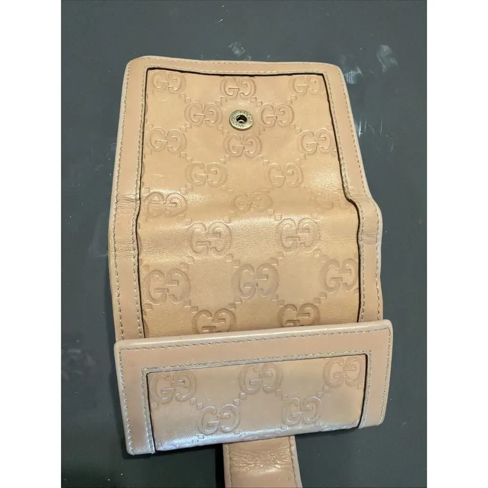 Gucci women leather